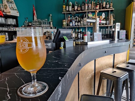 Charlie's Bar