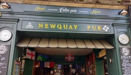 Newquay Pub Biarritz