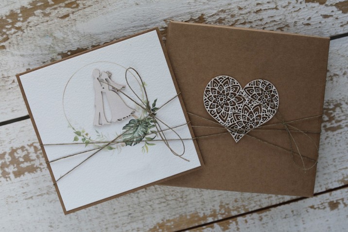 Faire-part de mariage : comment son carton d'invitation ?